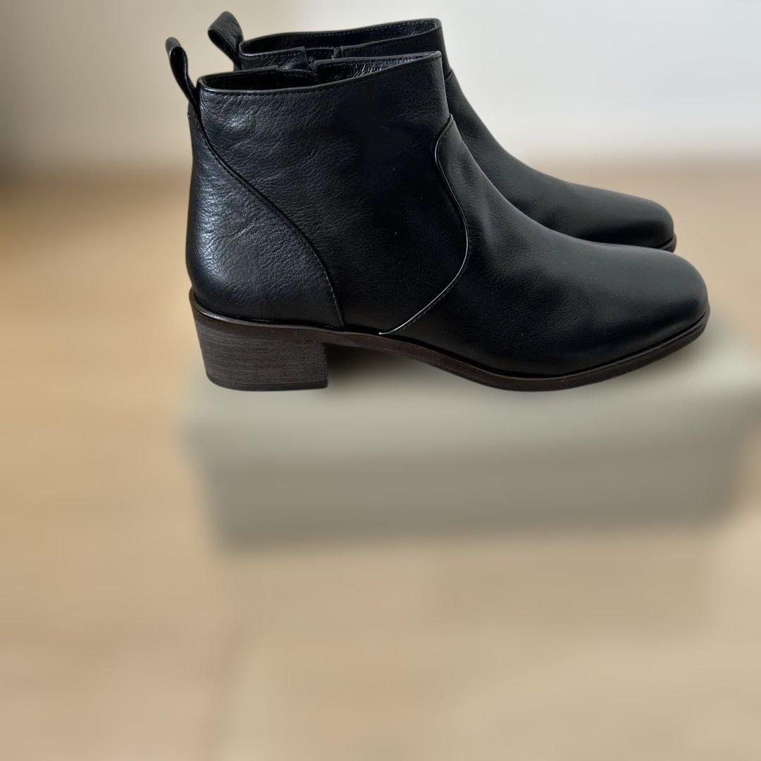 マーガレットハウエルアイデアショートブーツ24.5㎝ブラック