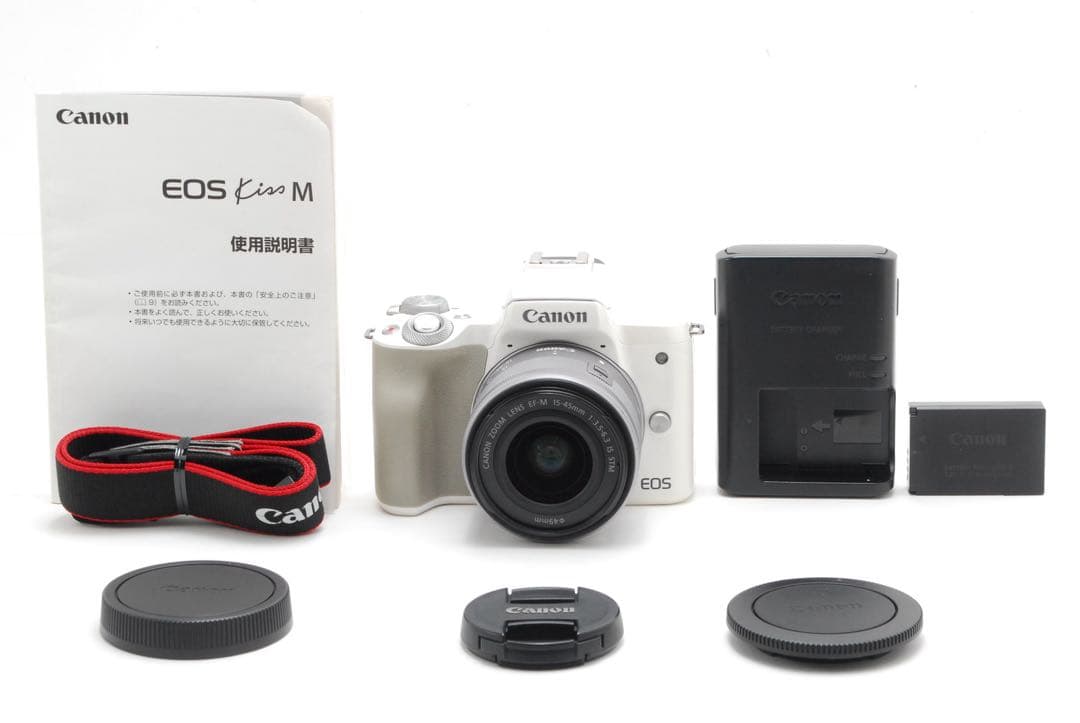 ✨極美品✨キャノン EOS Kiss M❤️Wi-Fi&ラクラク自撮り！