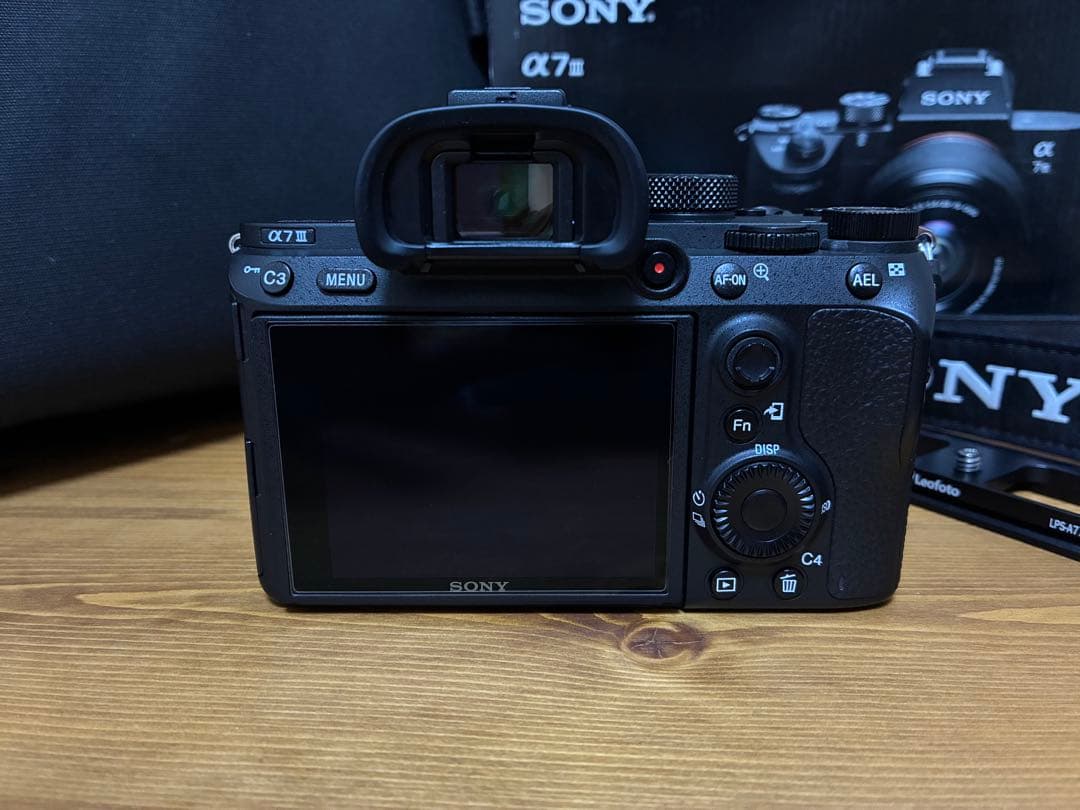 SONY α7Ⅲ+α (エブリデイスリング6L+leofotoL型プレートなど)