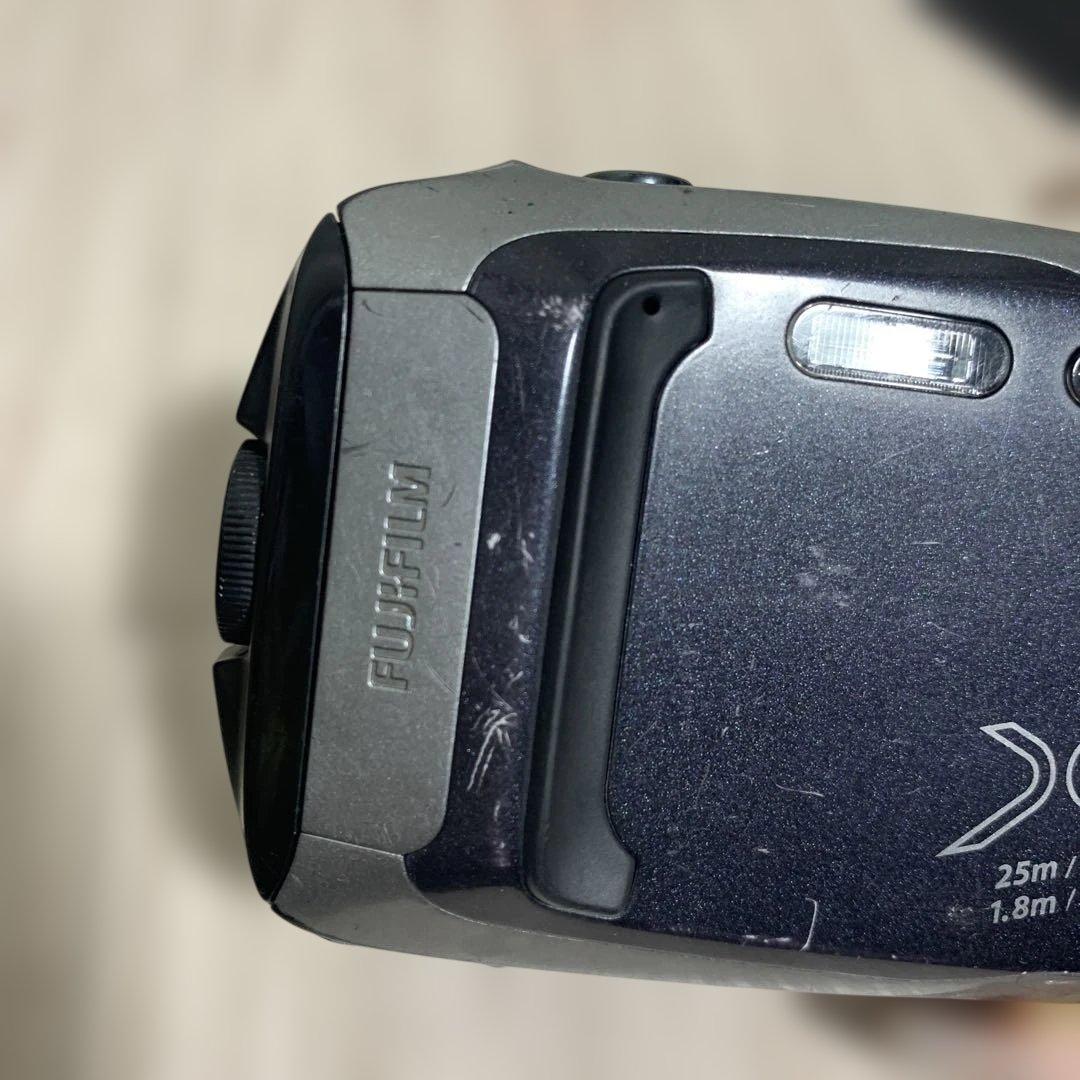 デジタルカメラ FinePix XP140