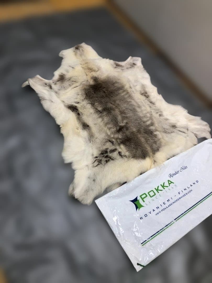 送料無料 POKKA トナカイ ムートン 天然本革 高級毛皮 251113