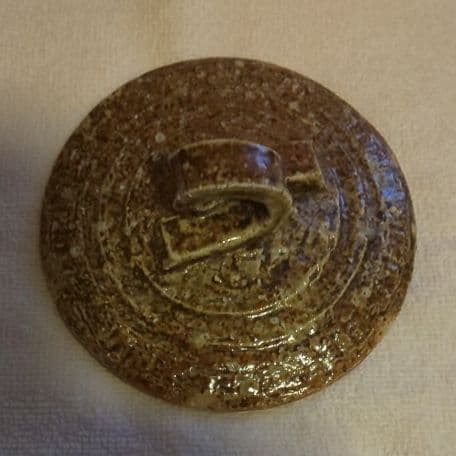 A 27      茶道    水指   信楽・楽斎作 くし目 ( 未使用品 )