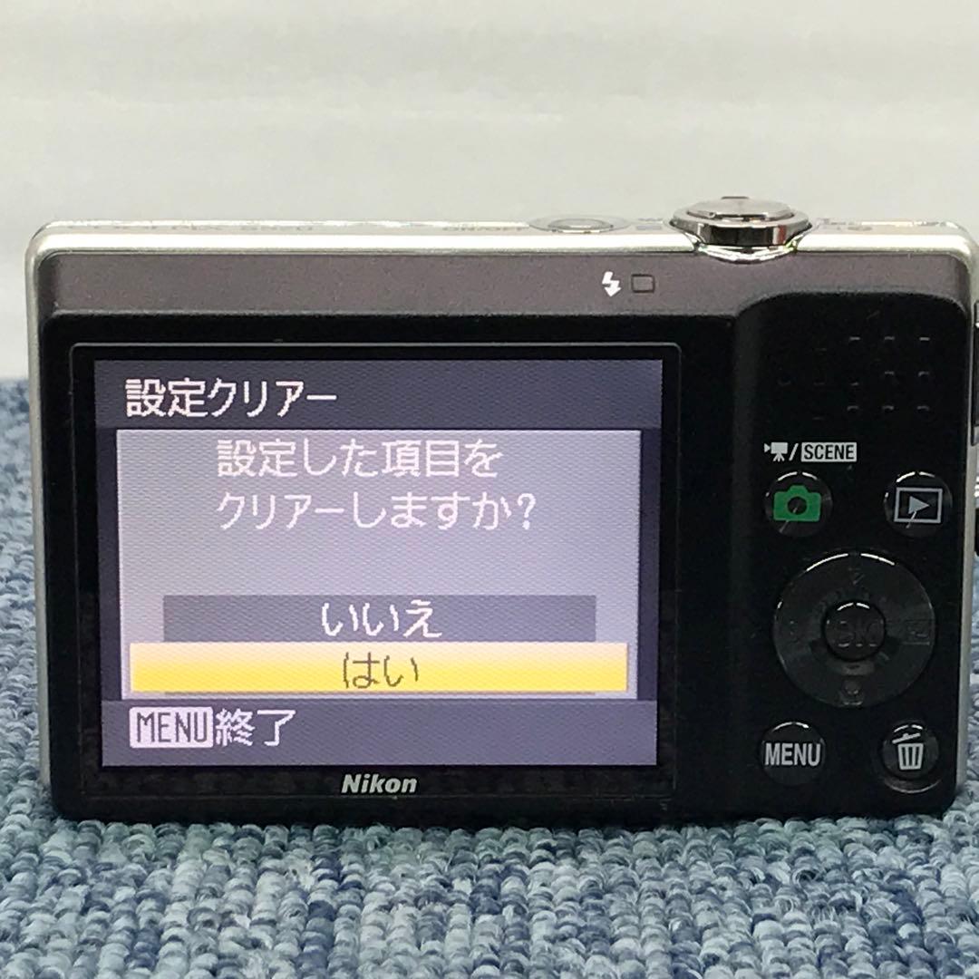 美品Nikon COOLPIX S570 シルバー