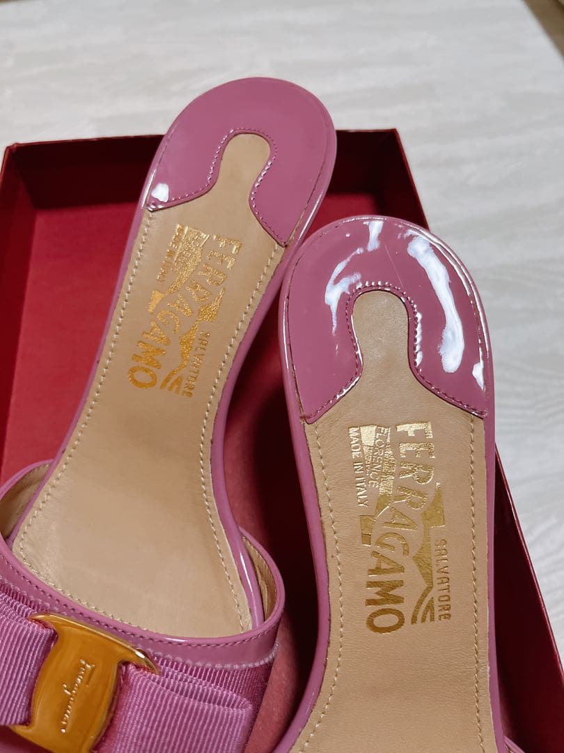 【箱付】フェラガモ ミュール リボン 靴