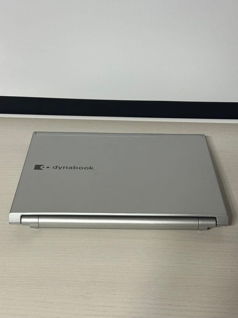TOSHIBA dynabook シルバー ノートPC 本体