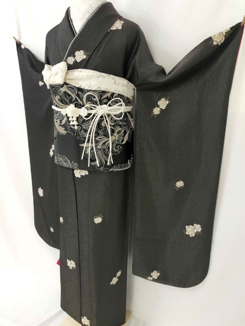売約済み　★★正絹　薔薇柄　金通し振袖7点フルセット★★