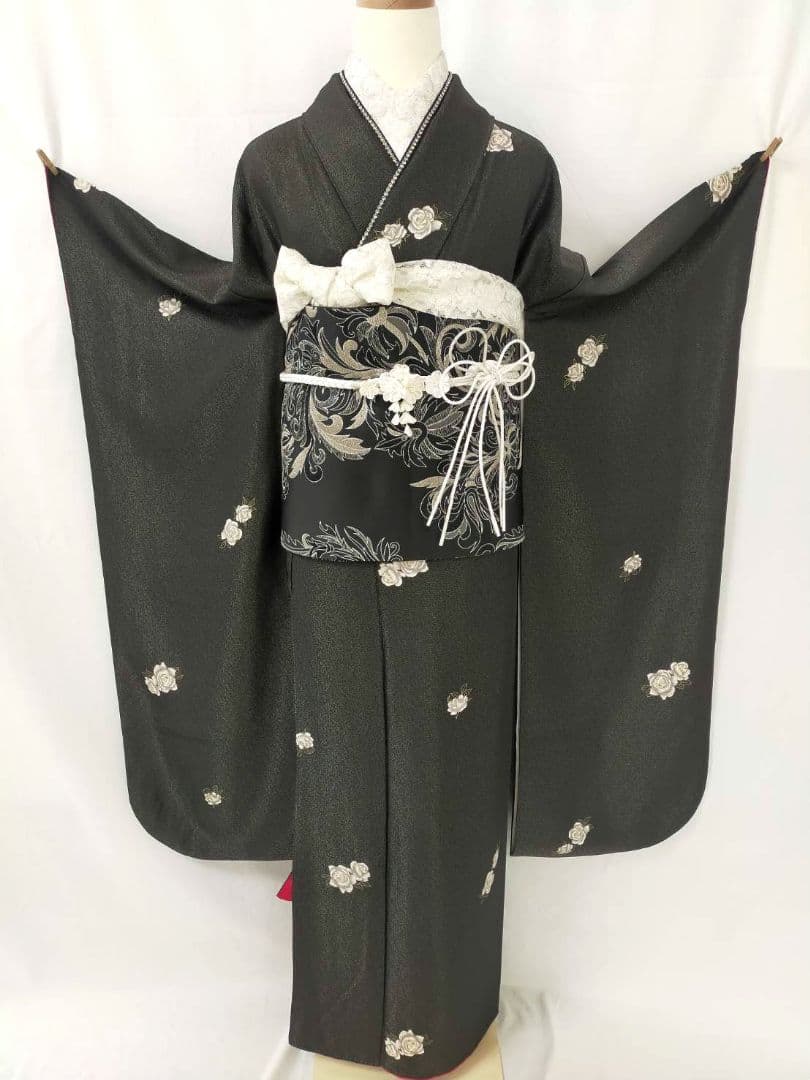 売約済み　★★正絹　薔薇柄　金通し振袖7点フルセット★★