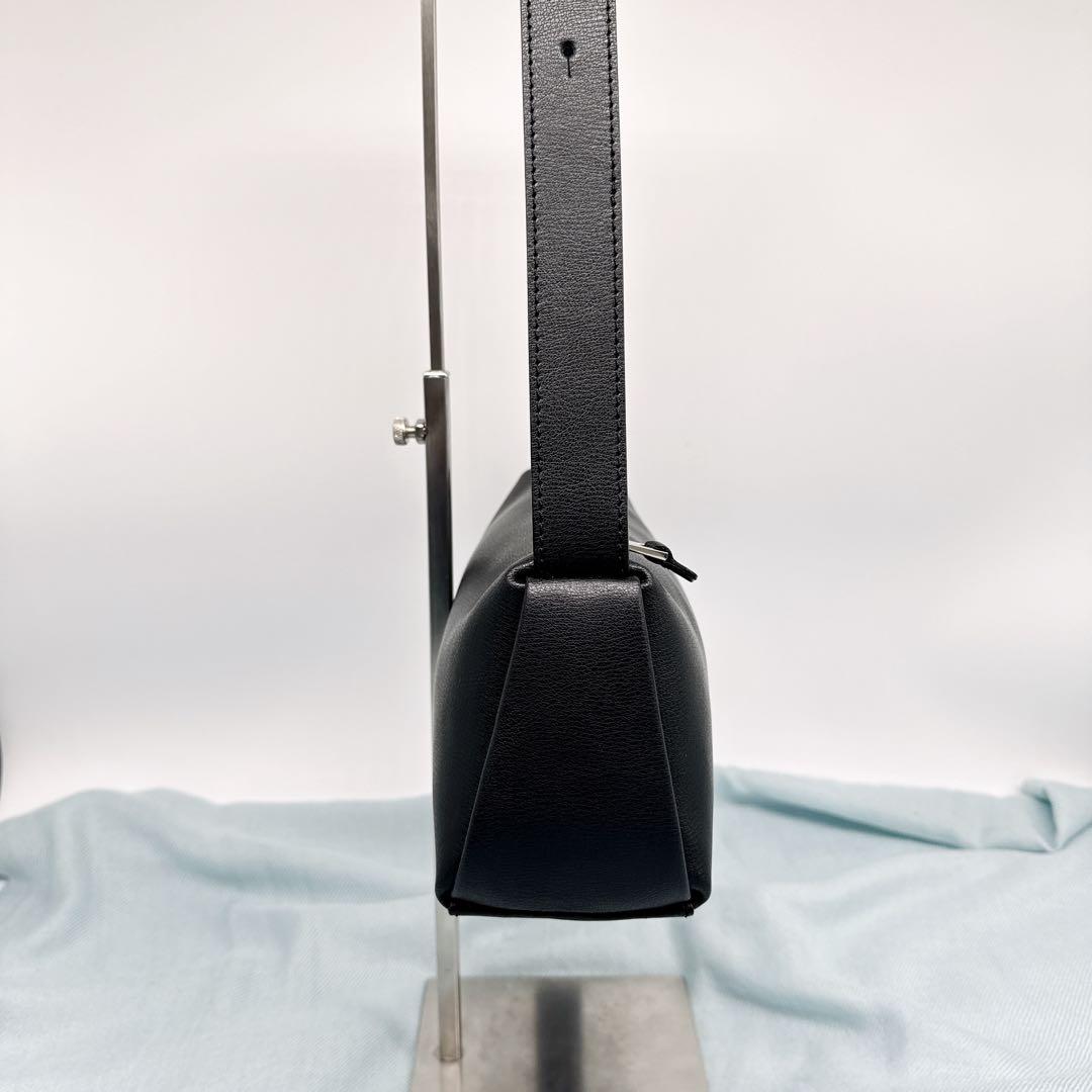 ✨ ユナイテッドアローズ 別注 クリスチャンヴィラ レザー ワンショルダーバッグ