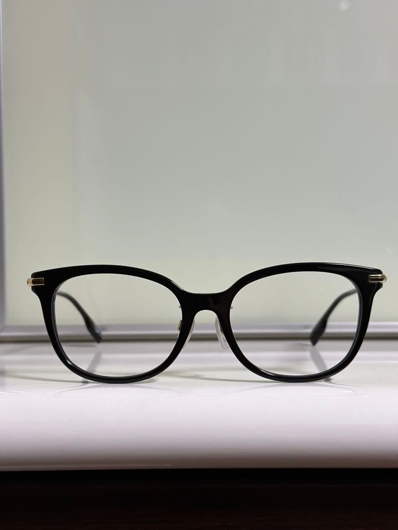 〈BURBERRY〉ラウンド型 メガネ