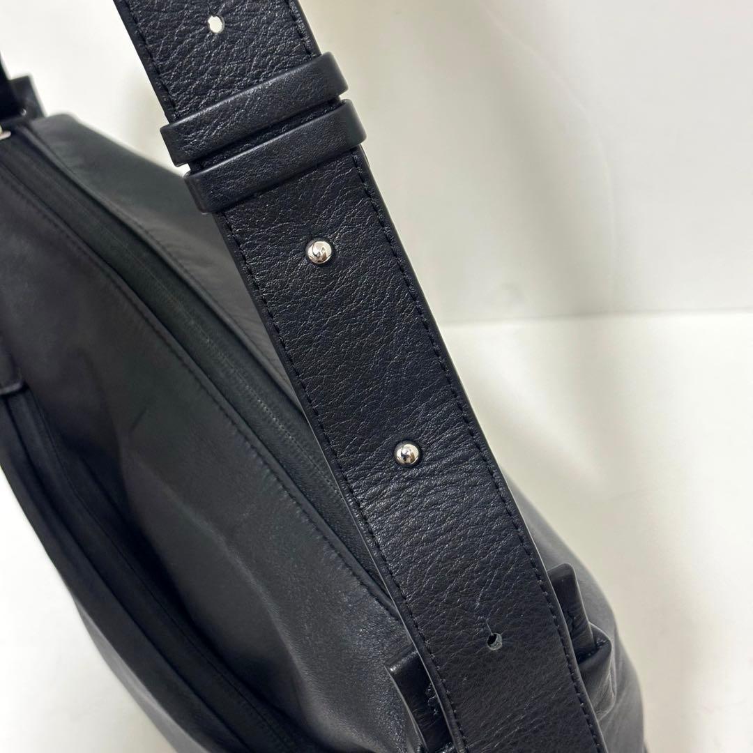 ear PAPILLONNER イアパピヨネ　本革2WAYレザーショルダーバッグ