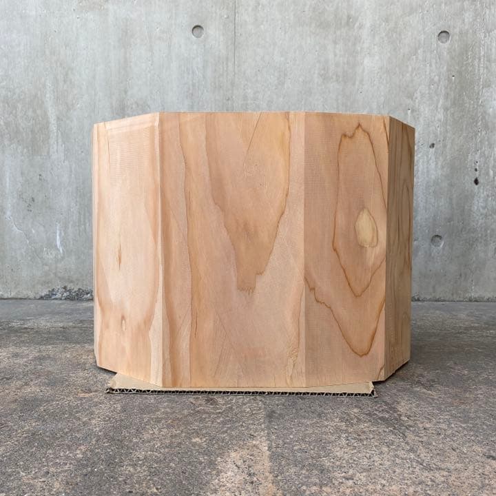 巨木の多面カットのディスプレイ置物(大) のセット　　切り株 スツール