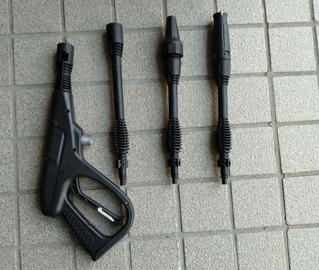 動作確認済　箱と袋含めて全揃い　アイリスオーヤマ高圧洗浄機　SBT-511