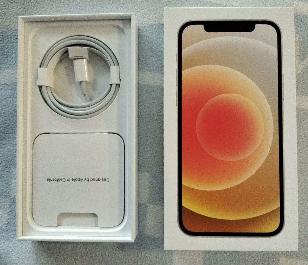 iPhone12 ホワイト SIMフリー　修復歴なし　箱　ケーブル付き