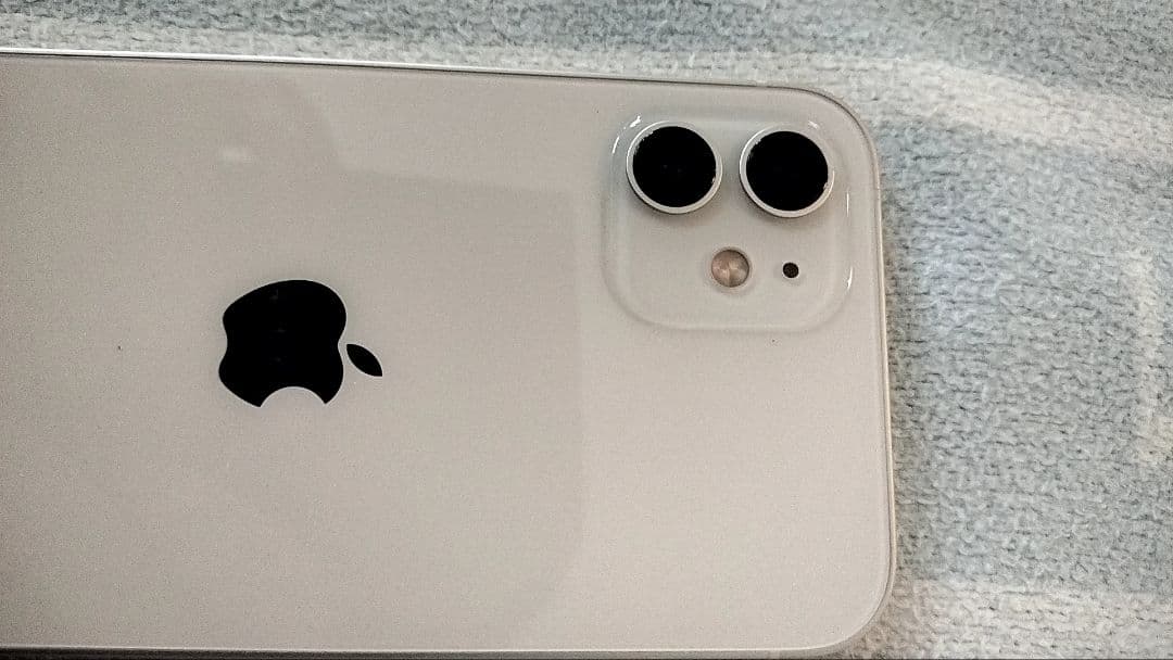 iPhone12 ホワイト SIMフリー　修復歴なし　箱　ケーブル付き