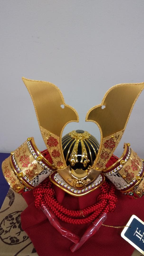 最終値下げ【未使用品】吉徳大光 5号牡丹大鍬形赤威の兜 五月人形 子供の日 兜