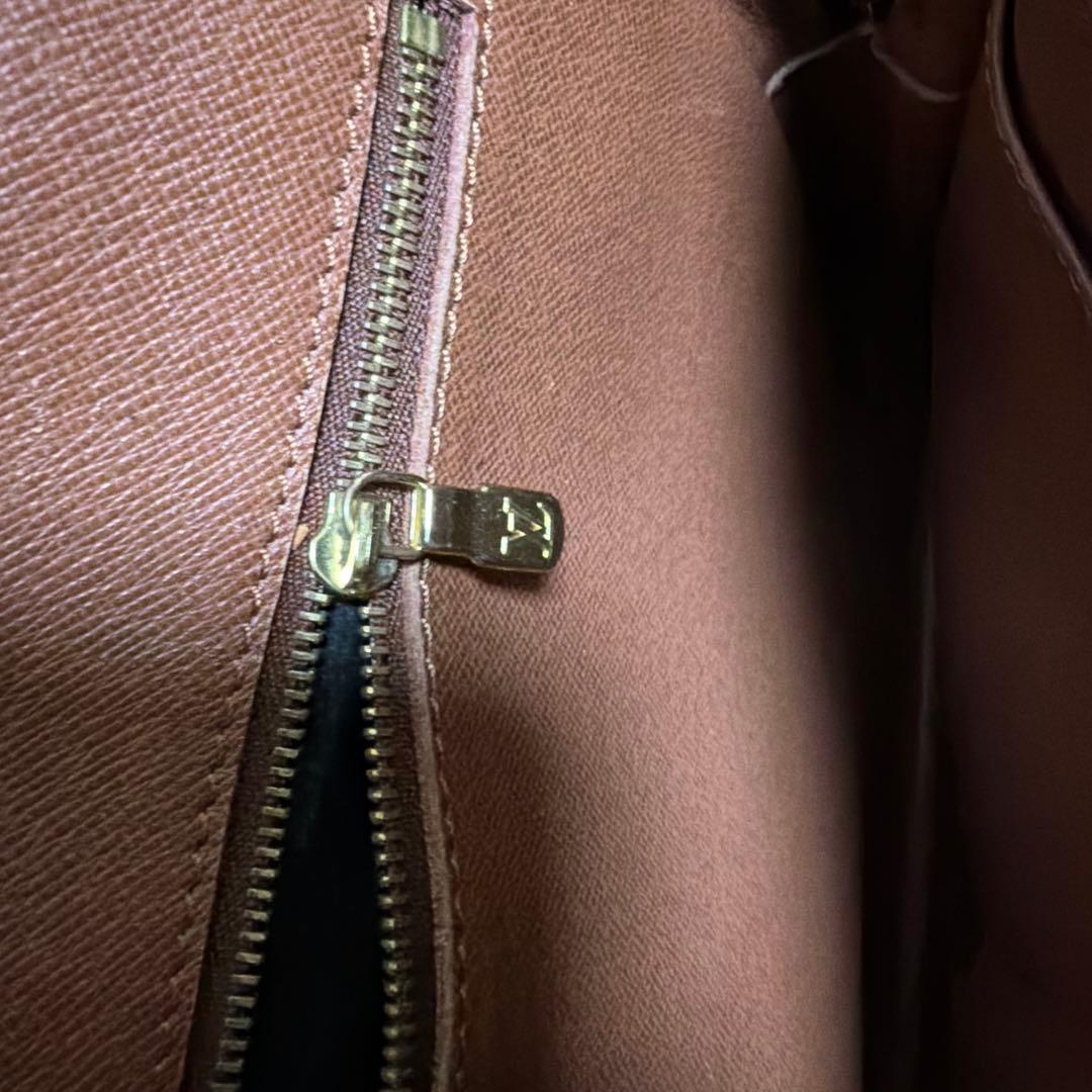 LOUIS VUITTON ルイヴィトン モノグラム ポルトドキュマン