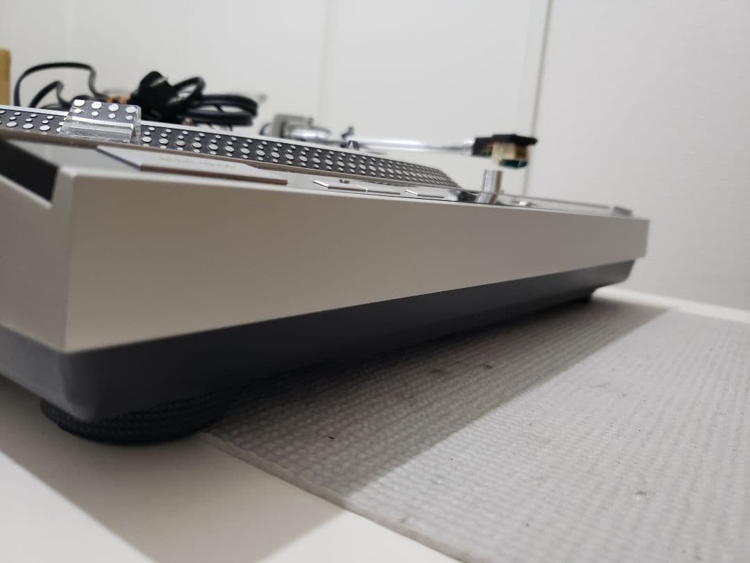 Technics SL-1600 MK2 ターンテーブル（希少品、美品）