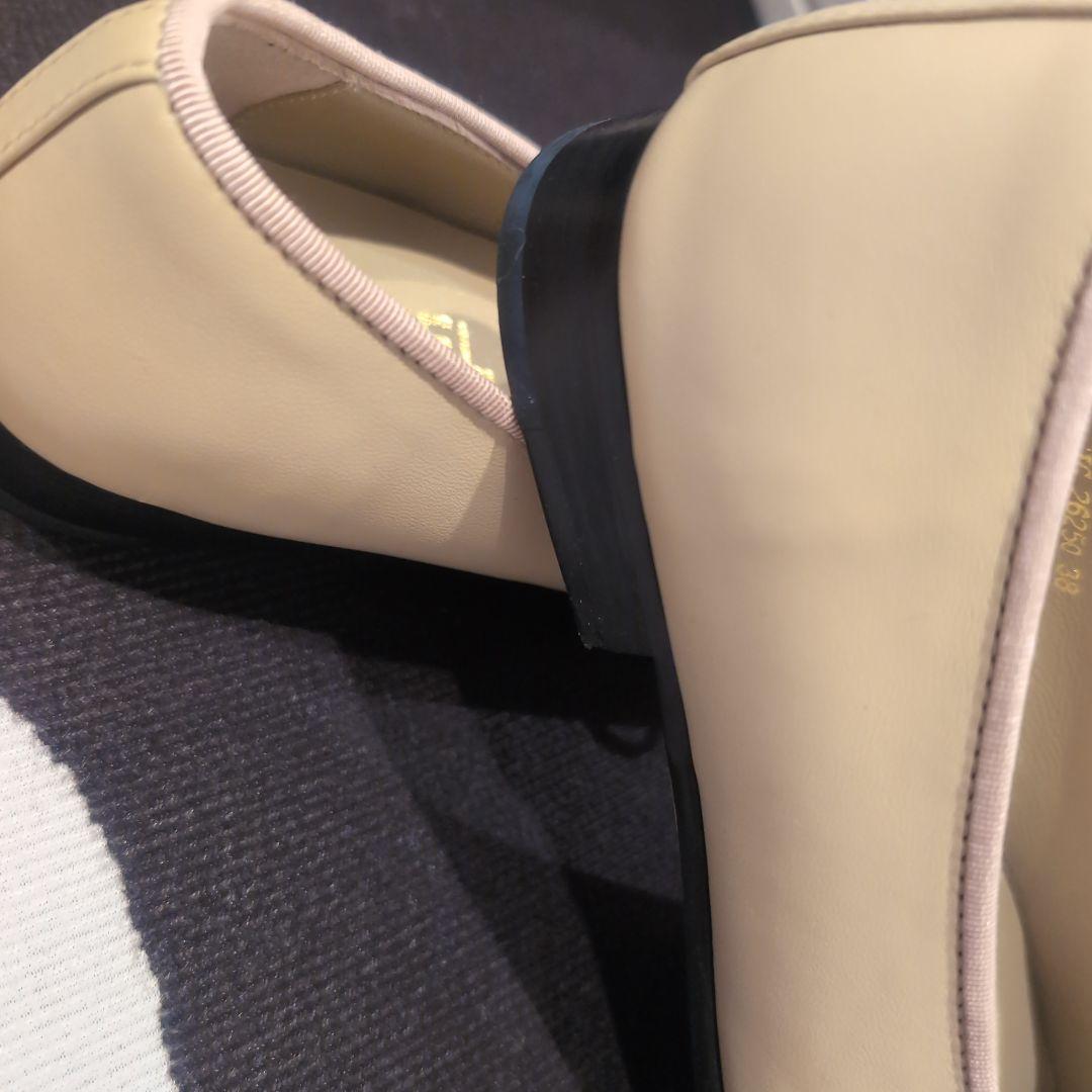 ベージュ ブラック リボン フラットシューズ バレーシューズ