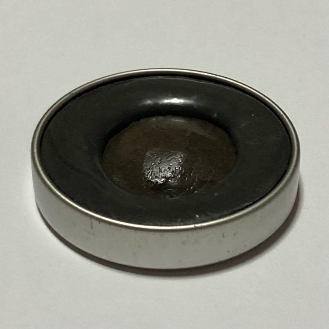 魔除けの缶