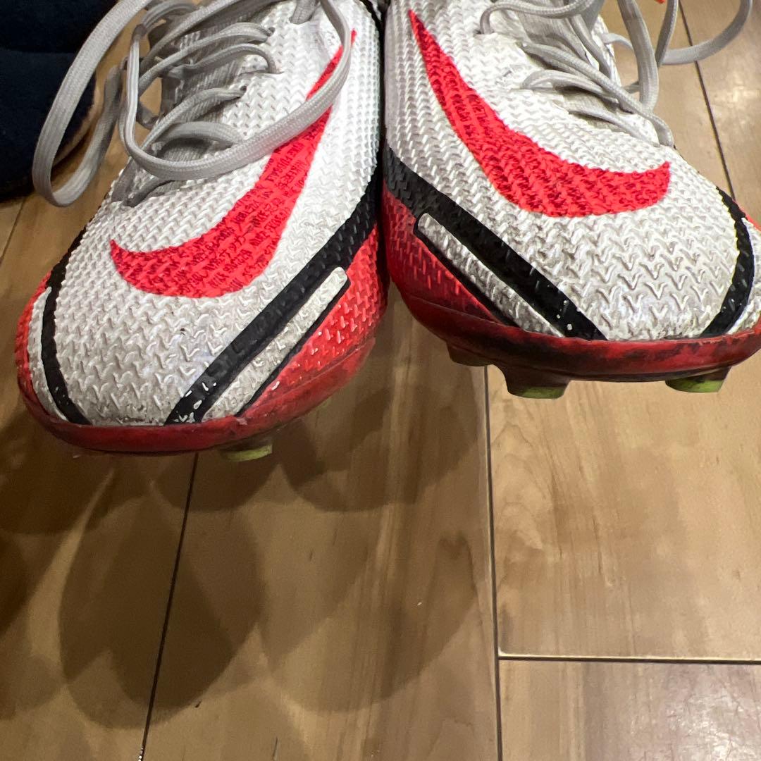 Nike Phantom GT スパイクシューズ ホワイト/レッド