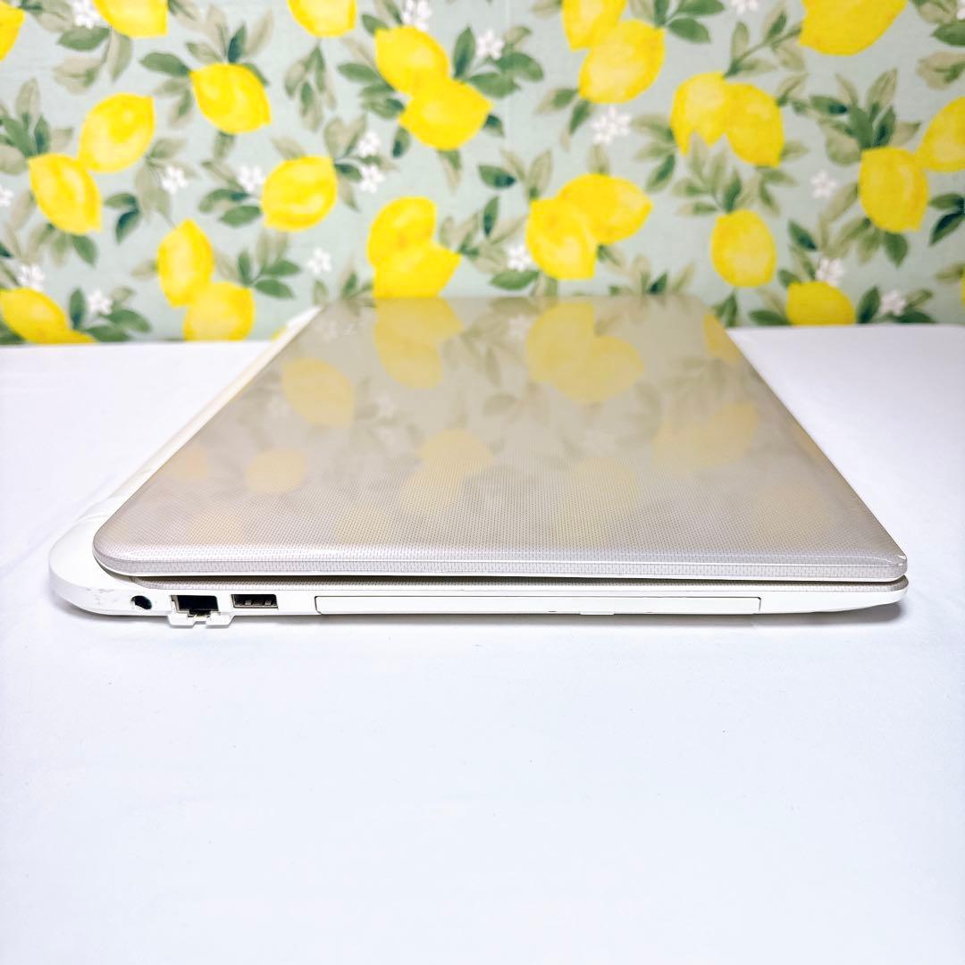 大容量❤️動画も写真もたっぷり保存❤️薄型＆上品カラーがお部屋のインテリアに馴染む❤️