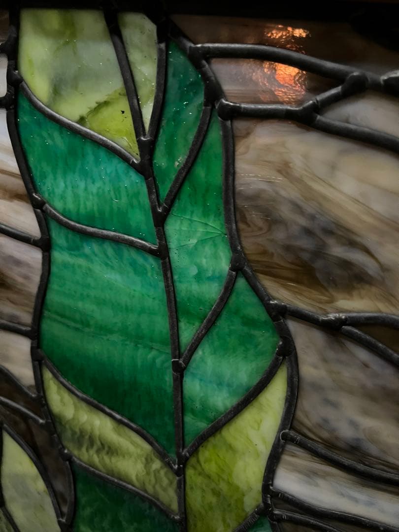 ステンドガラスのパネル葡萄ぶどう　カエル蛙