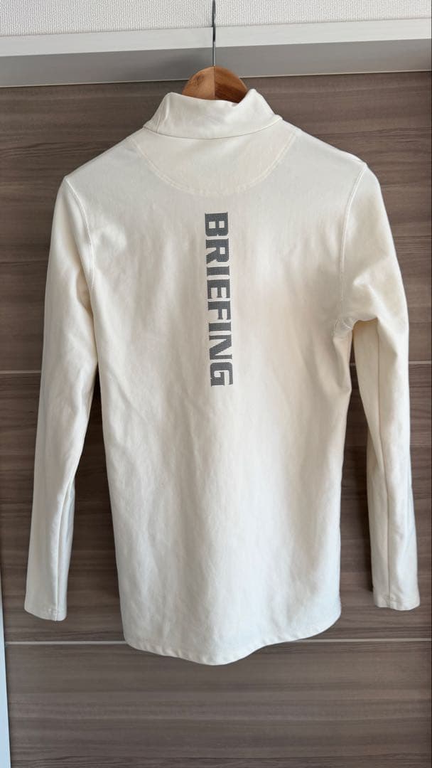 BRIEFING 長袖ハイネックシャツ ホワイト