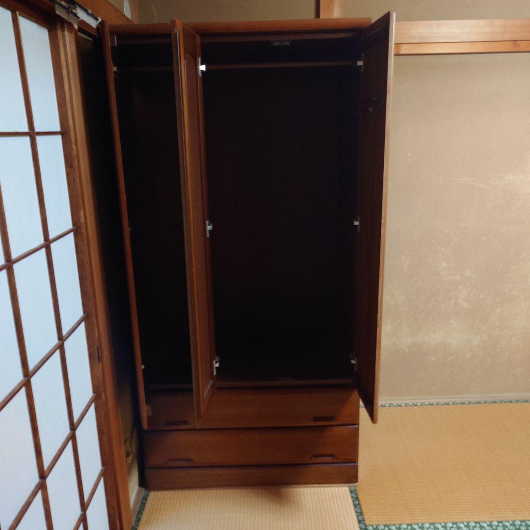 ブラウン木製ミラー付き洋服タンス