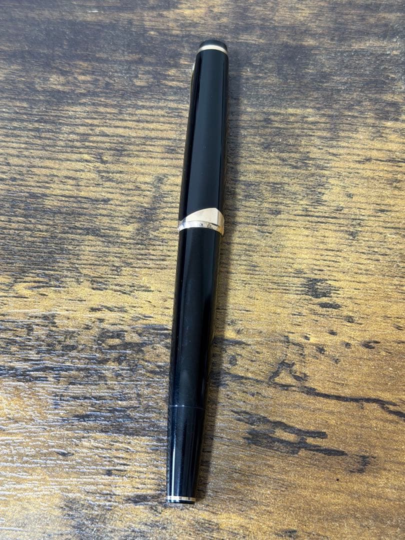 未使用に近い　1960年代　モンブラン　14 万年筆 18金　ゴールド　細字