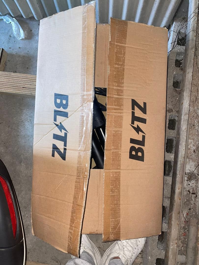 80ヴォクシー 純正サスペンション 美品