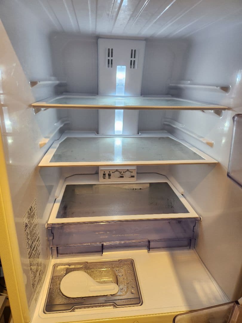 ホワイト冷蔵庫 調整棚付き