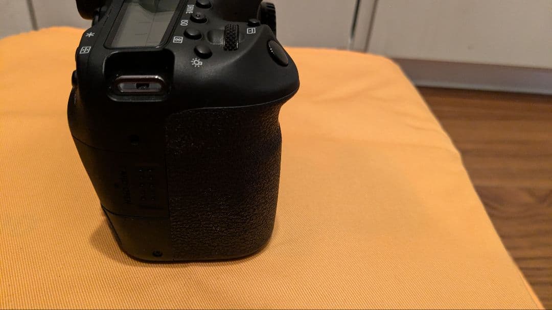 Canon EOS 90D ボディ バッテリー・チャージャー・ストラップ・説明書