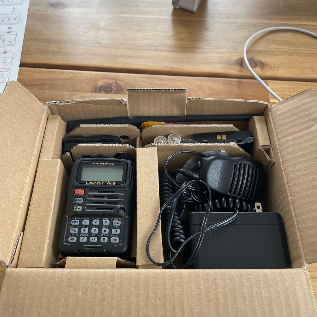 八重洲無線 144・430MHzデュアルバンド FM 5W ハンディトランシー…