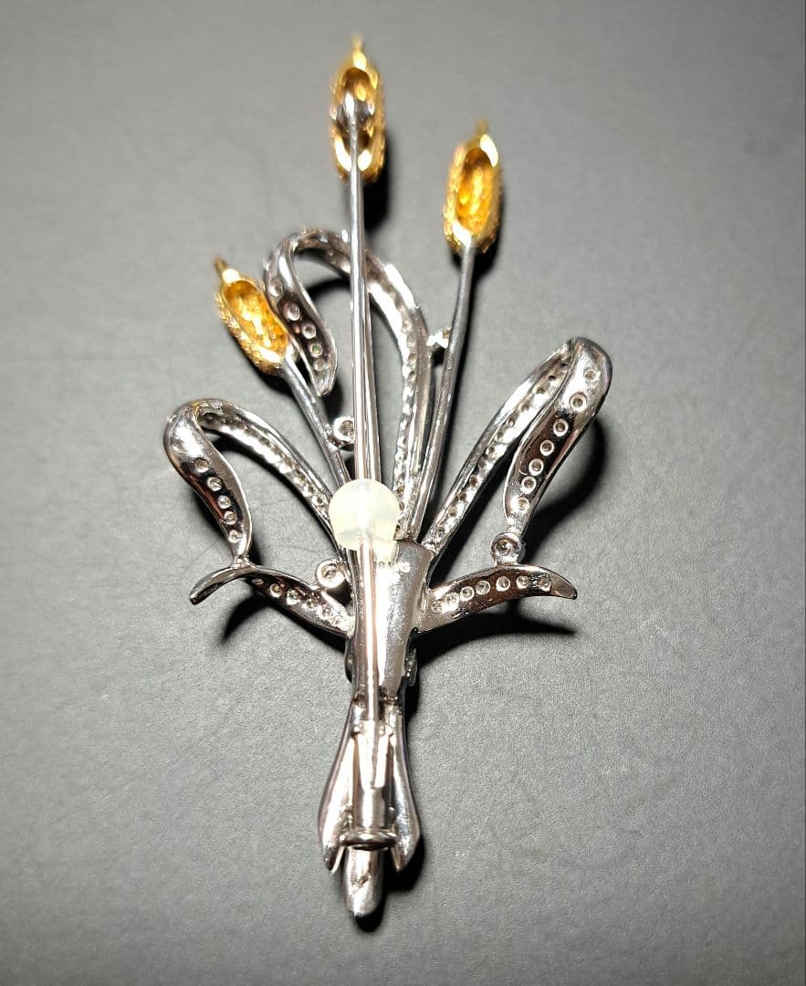 【美品】ブローチ(ホワイトゴールド、メレダイヤ等)