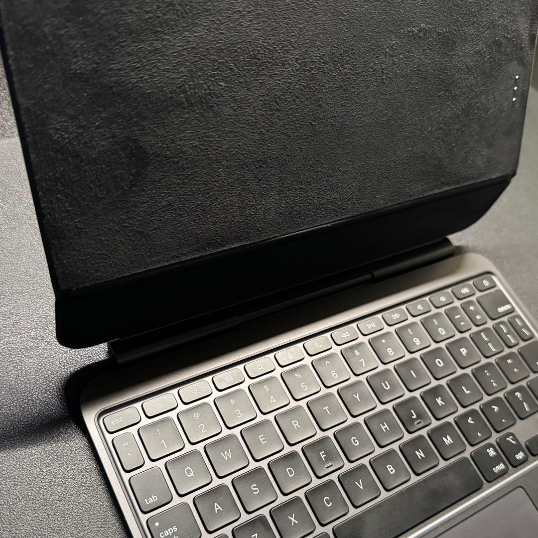Magic Keyboards iPad Pro 11インチM4