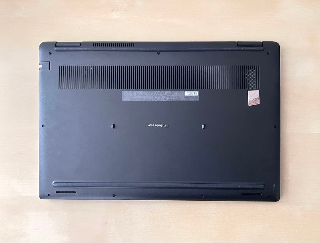 Latitude 3520/11世代i5/16GB/office BT100%