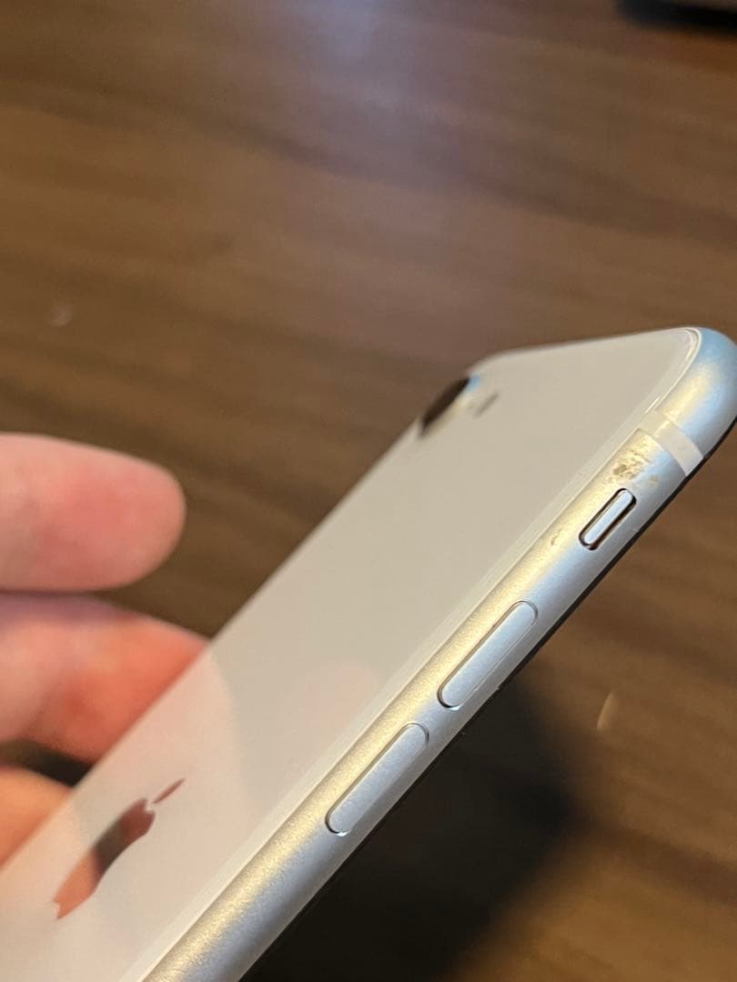 Apple iPhone se2 ホワイト simフリー