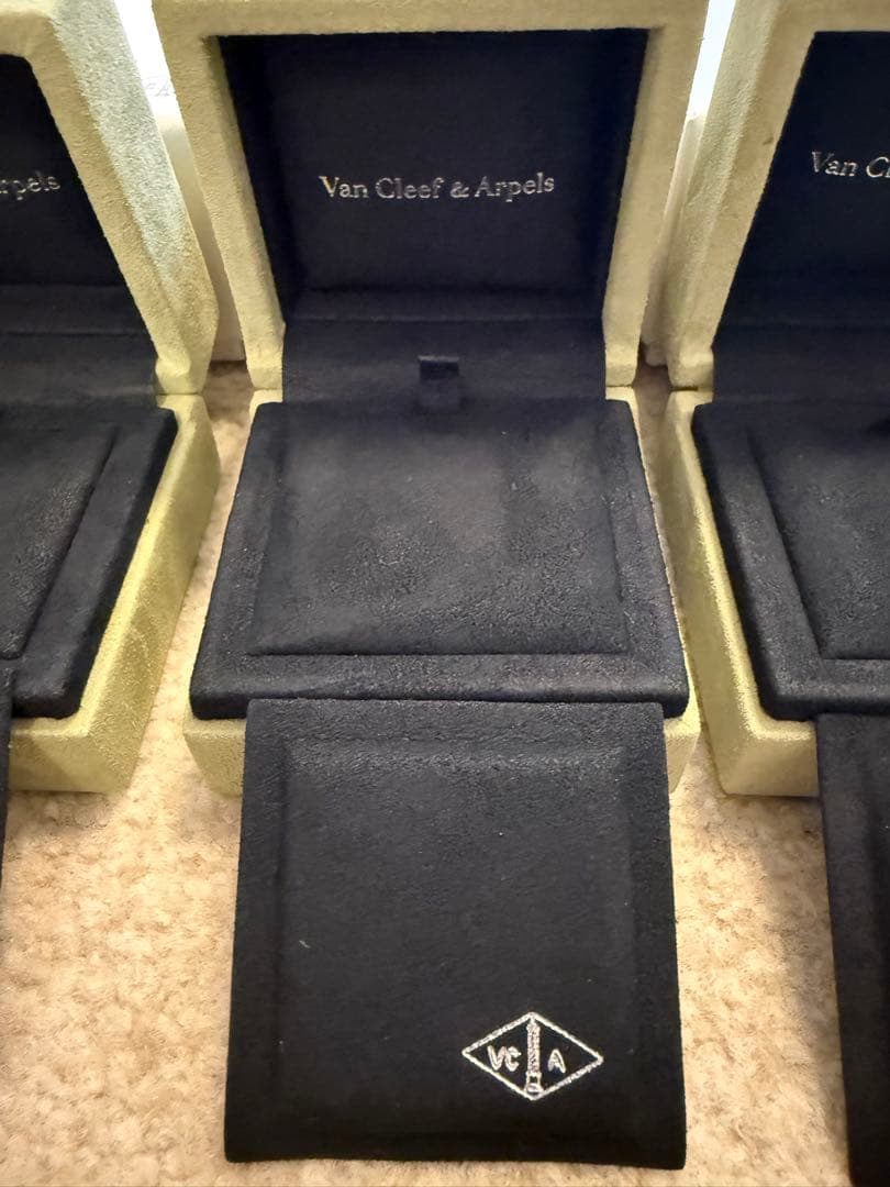 ヴァンクリ　空箱　4箱セット　ネックレスケース　ピアスケース