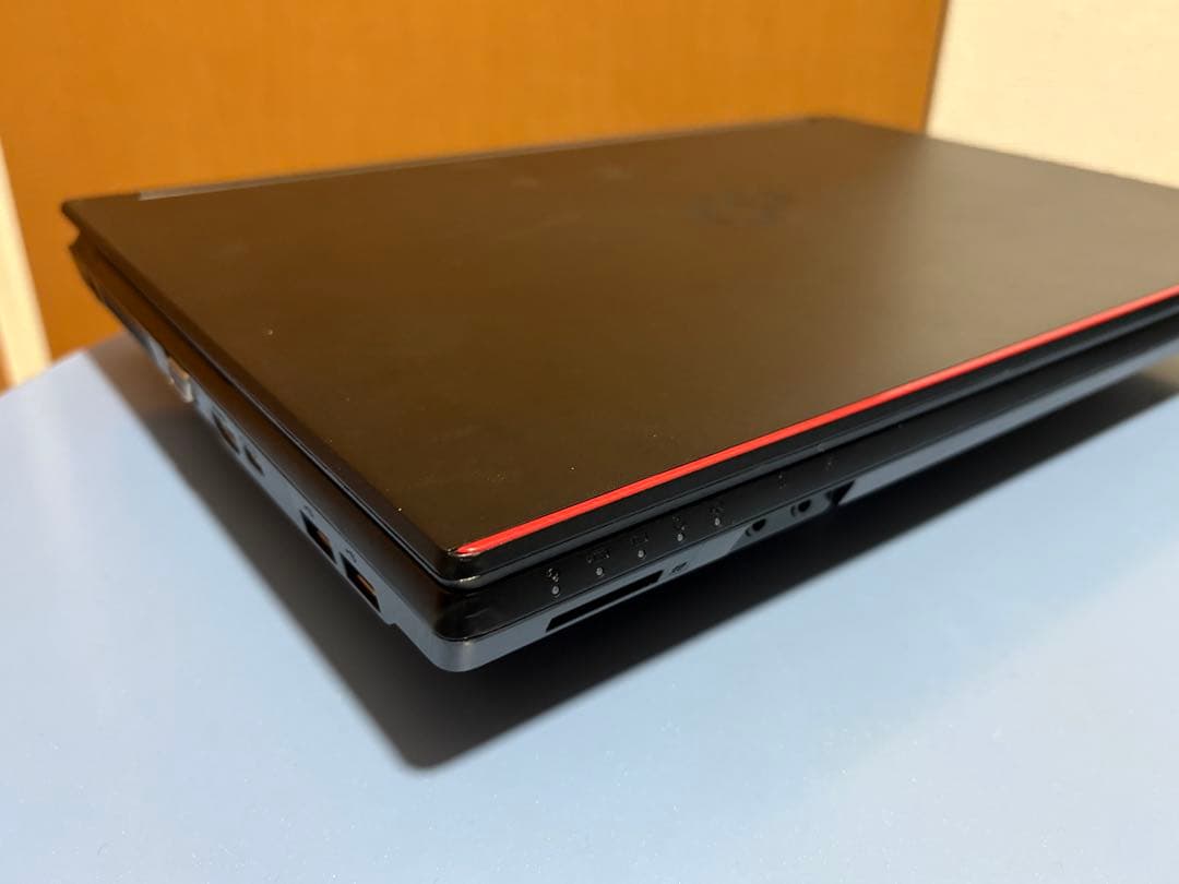 富士通 FUTRO A5511M/第11世代/15.6型/テンキー/win11