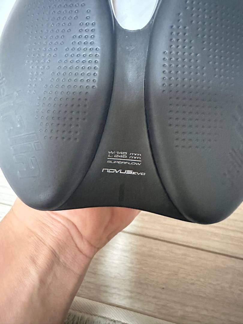 【新品】Selle Italia Novus Boost EVOサドル145mm