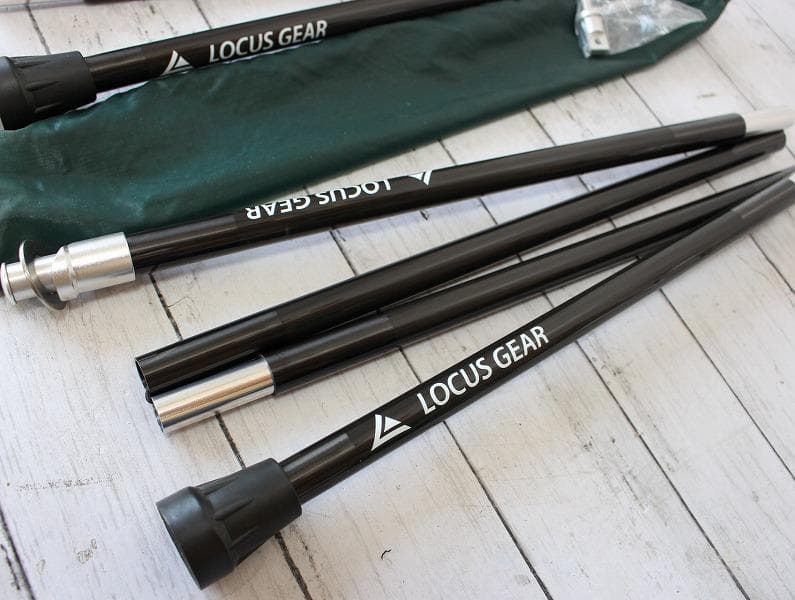 ローカスギア ソリスシル カーボンポール スノーピークのペグ付き