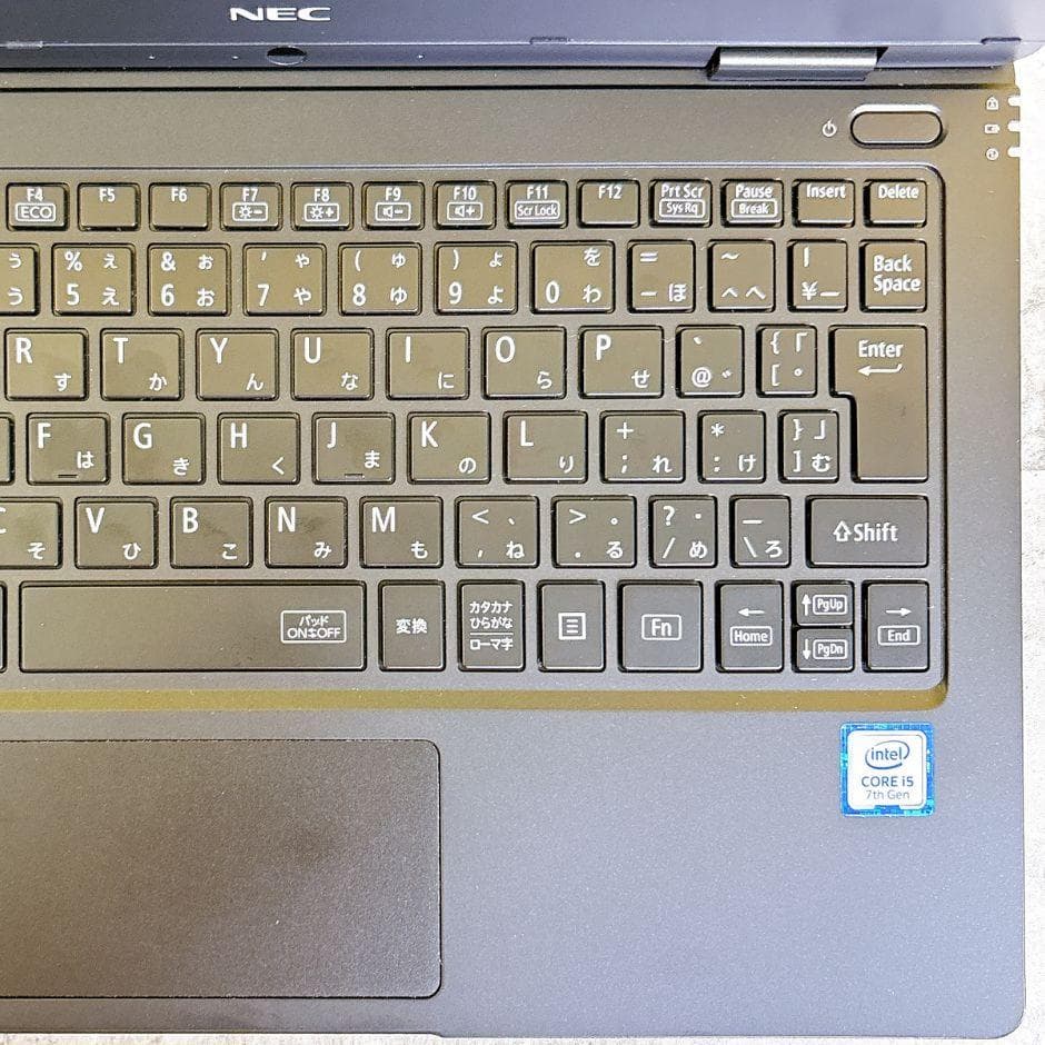 小型軽量❣Coreｉ5＆SSD搭載でサクサク快適✨第7世代 フルHD Win11