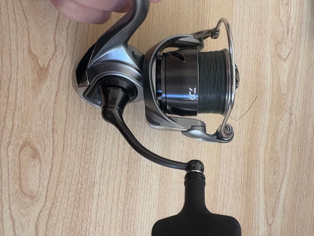 ダイワ　CALDIA LT2500 スピニングリール