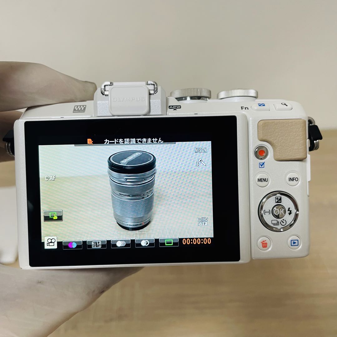 ★極美品★ OLYMPUS PEN Lite E-PL7 ダブルズームキット