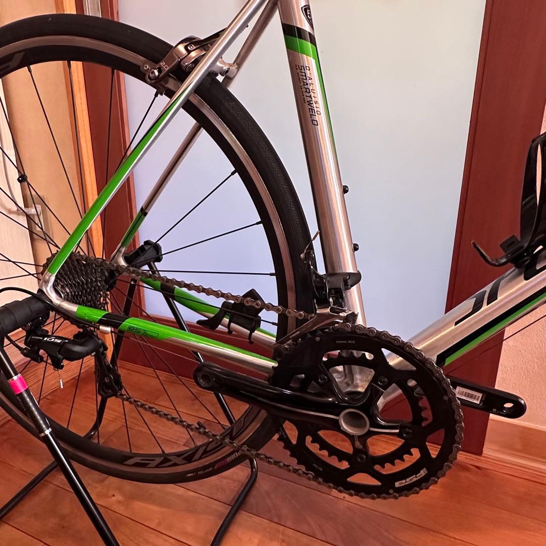 【送料込】サイコン&ロードバイク スペシャライズド シマノ105