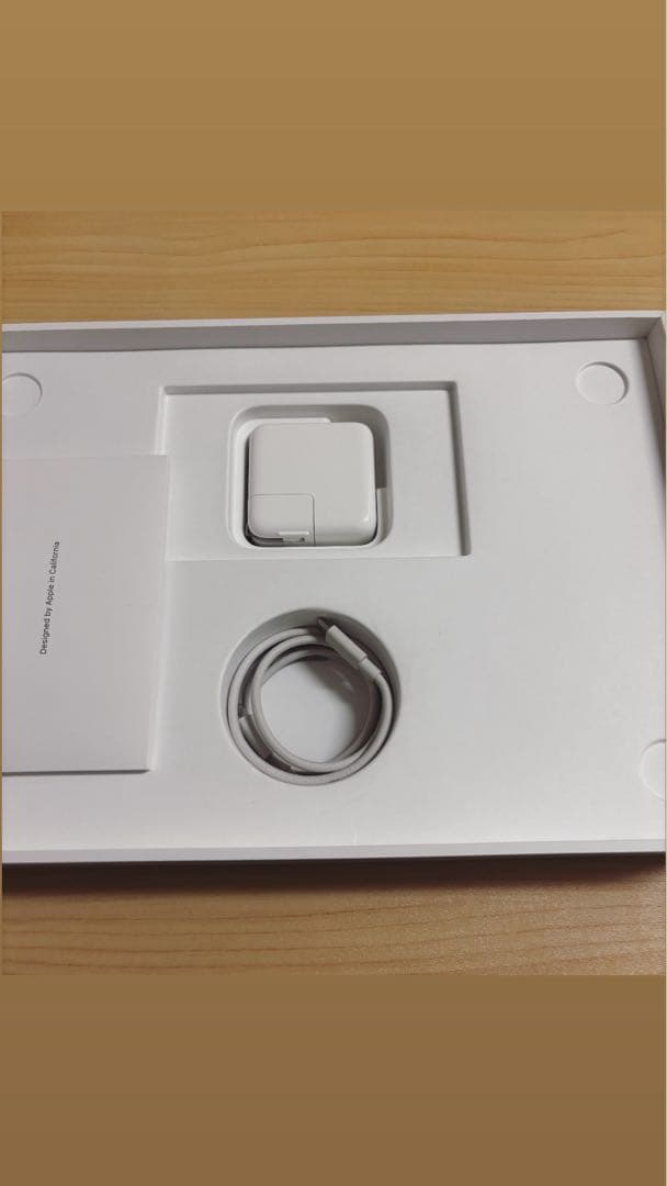 【美品】Apple MacBook Air 2020 おまけ付き