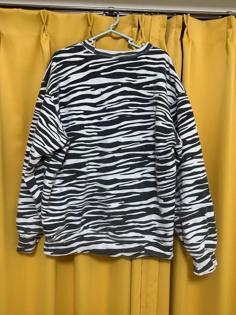 し*ま様 Supreme ゼブラ柄　クルーネック トレーナー　サイズL