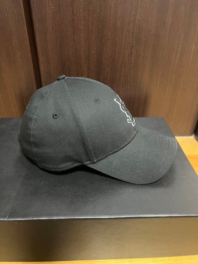SAINT LAURENT × NEW ERA コラボ キャップ 正規品