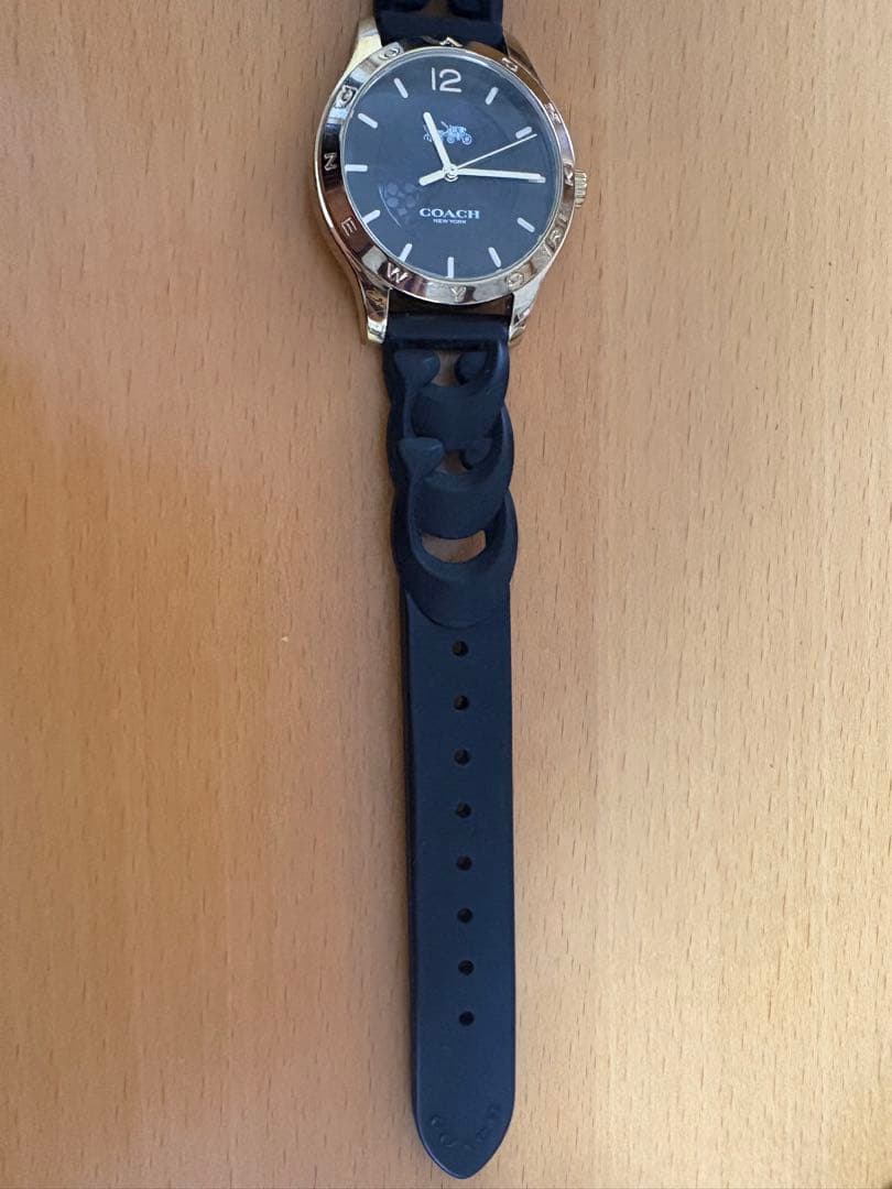 と*ん様 COACH ブラック ラバーバンド 時計