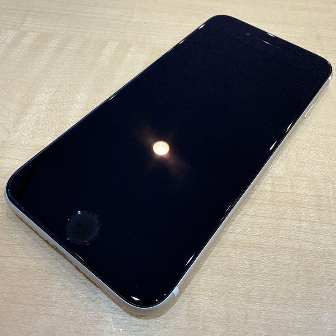 【美品】iPhone SE 第3世代 スターライト 64GB SIMフリー